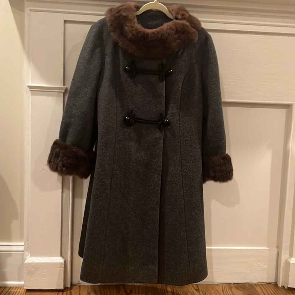 VINTAGE SEARS ROEBUCK Charcoal Gray Coat.  No Size Tag. See below measurements